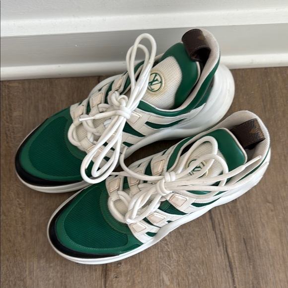 Louis Vuitton Green and White Athletic Shoes - Picture 4 of 4